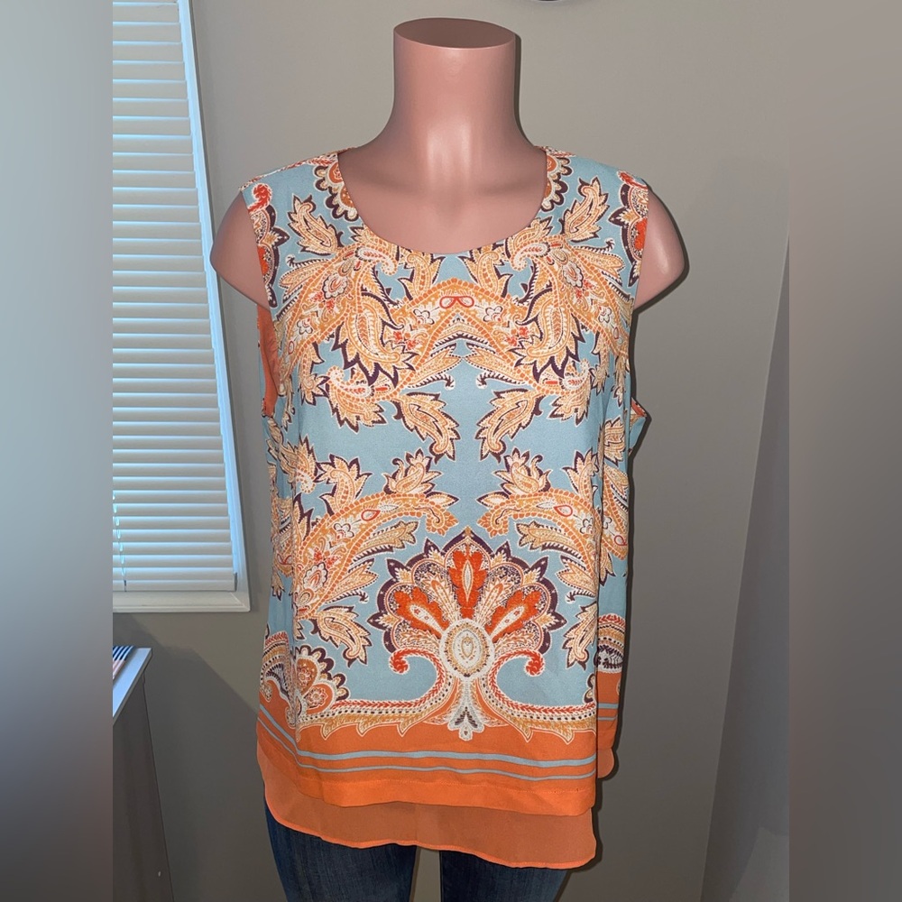 Rose & Olive Sleeveless Paisley Blouse - Orange and Blue